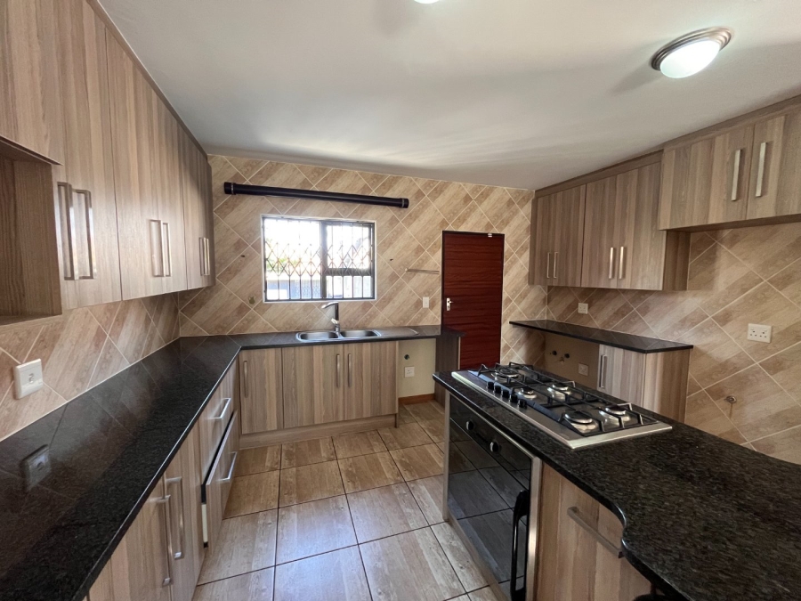 3 Bedroom Property for Sale in Baillie Park North West